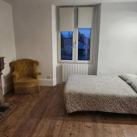 Maison De A 40 Km De Paris Holiday home *