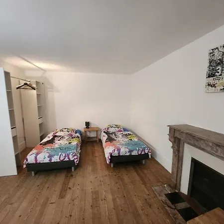 Maison De A 40 Km De Paris *
